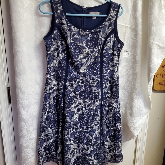 👗 Dress Barn mid length Dress 👗 - Picture 10 of 12